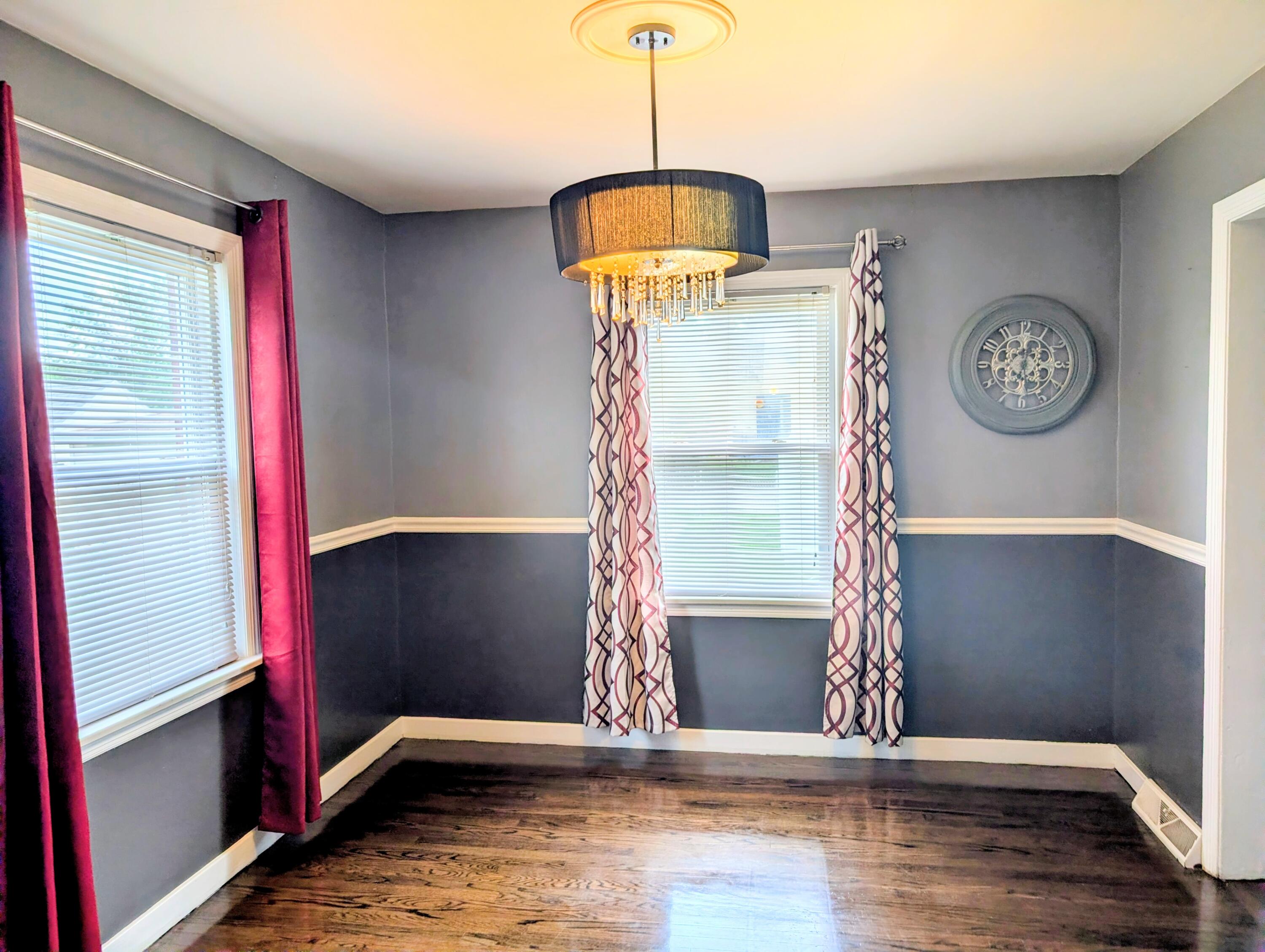 322 Beacon Place Munster, IN 46321 - Photo 3 of 12 3000x2258