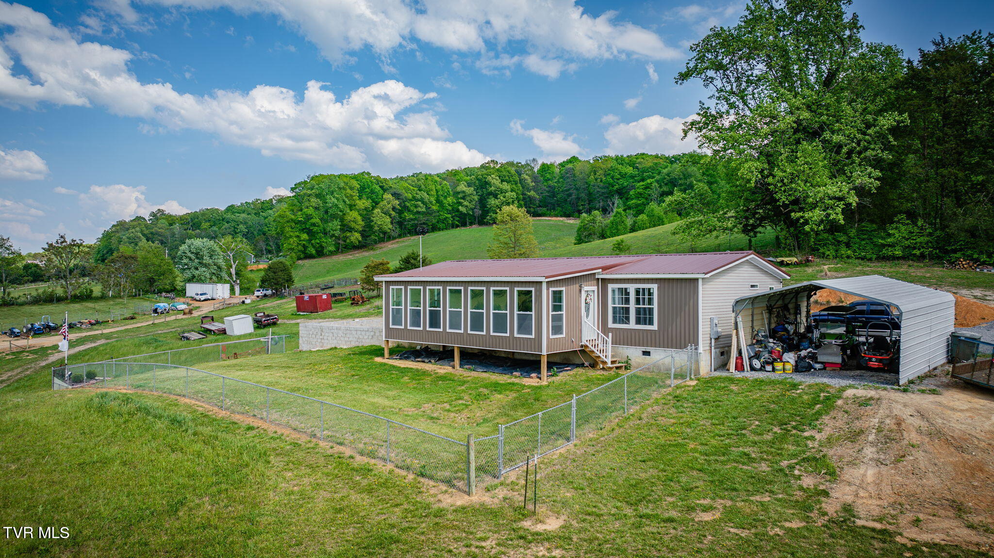 15650 Kingsport Highway Chuckey, TN 37641 - Photo 2 of 37 002