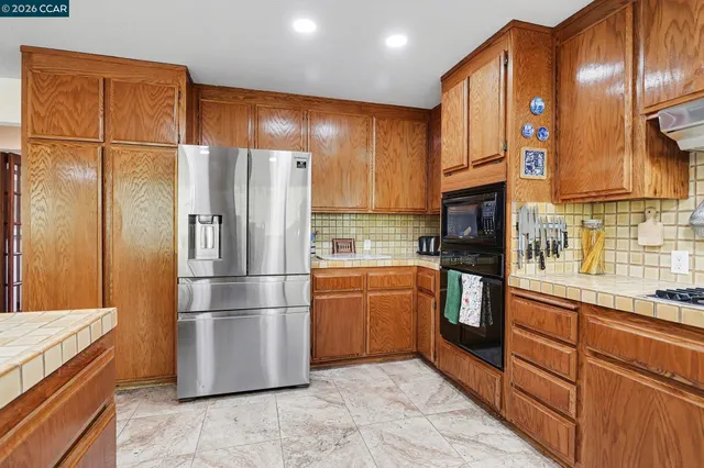 $1,099,000 | 165 Travalini Court, El Sobrante, CA 94803