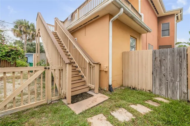 $995,000 | 106 Live Oak Street, New Smyrna Beach, FL 32168