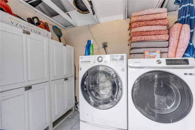 $995,000 | 106 Live Oak Street, New Smyrna Beach, FL 32168