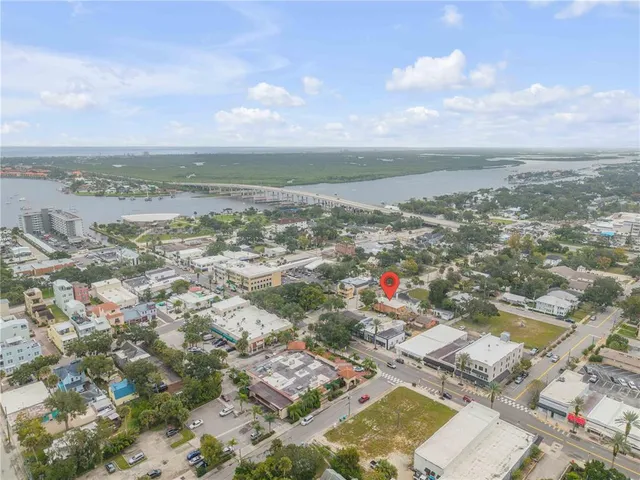 $995,000 | 106 Live Oak Street, New Smyrna Beach, FL 32168