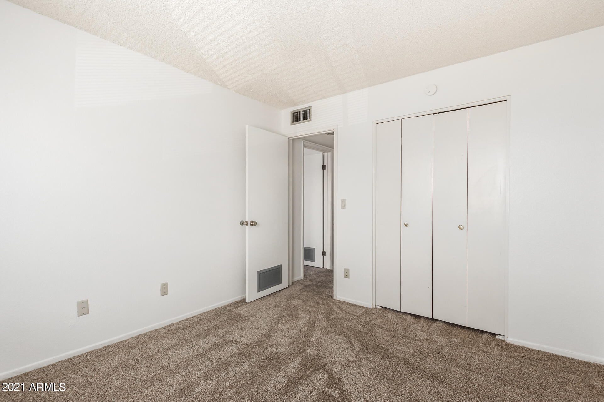 5316 West Redfield Road Glendale, AZ 85306 - Photo 13 of 20 0021-21 - Redfield