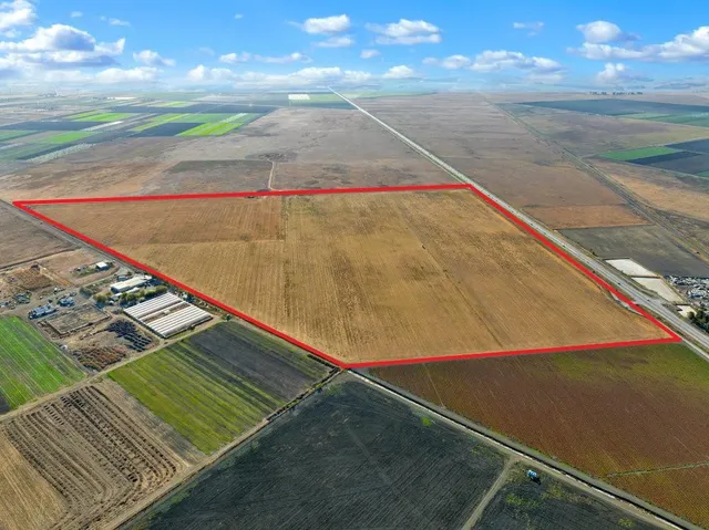 $2,400,000 | 0 Highway 25, Hollister, CA 95023