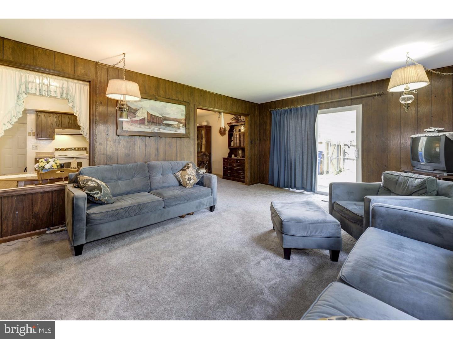 13 Glascow Road Westampton, NJ 08060 - Photo 13 of 25 Family Room