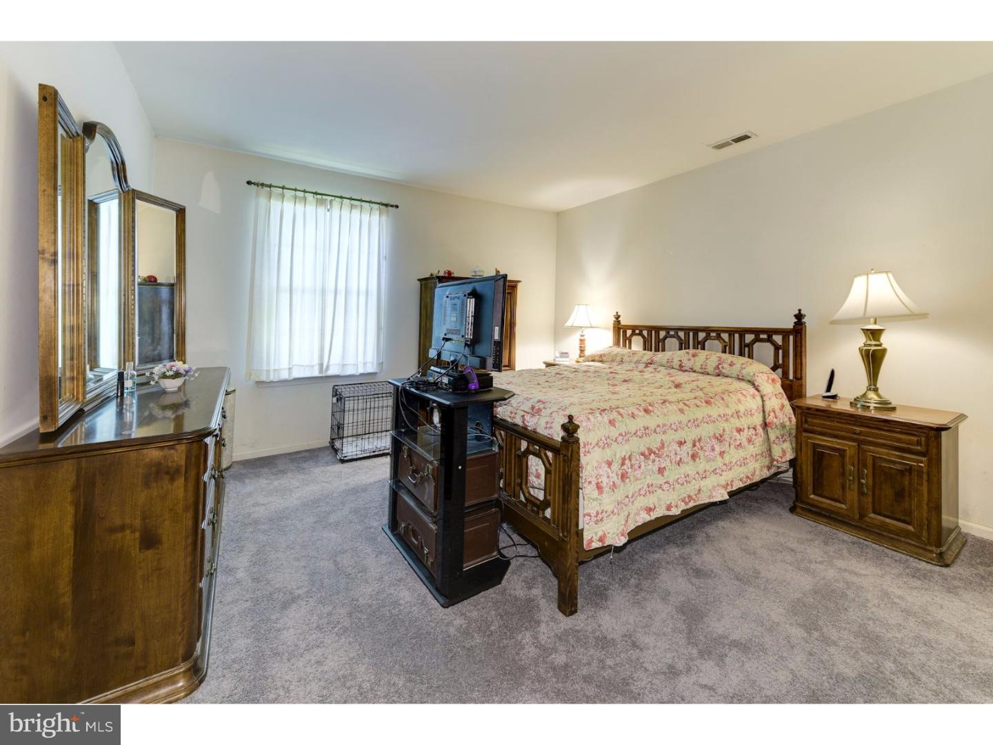 13 Glascow Road Westampton, NJ 08060 - Photo 18 of 25 Master Bedroom