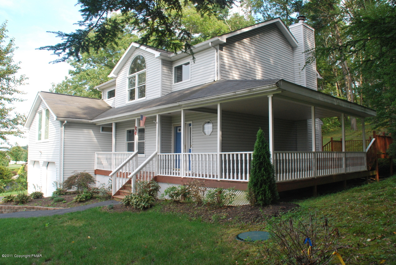 24 Fawn View Road Brodheadsville, PA 18322 - Photo 1 of 22 Fawn View Home