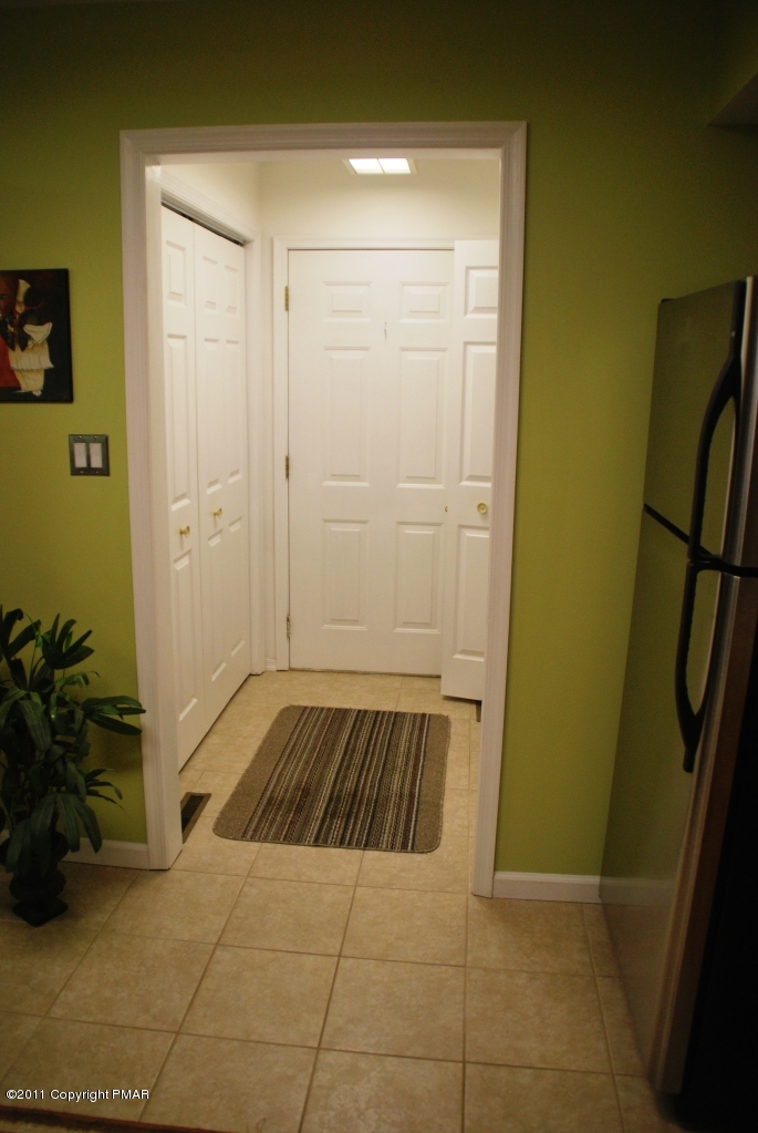 24 Fawn View Road Brodheadsville, PA 18322 - Photo 8 of 22 Pantry/Laundry/Garage