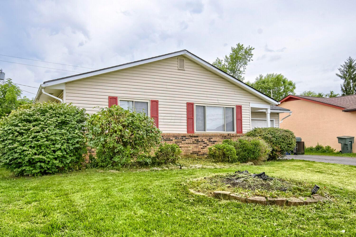 5531 Karl Road Columbus, OH 43229 - Photo 3 of 28 5531 Karl Rd - Web Quality - 003 - 03 Ex