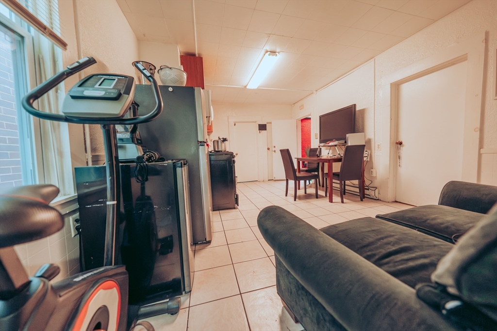 8 Everett Street Boston, MA 02128 - Photo 6 of 16