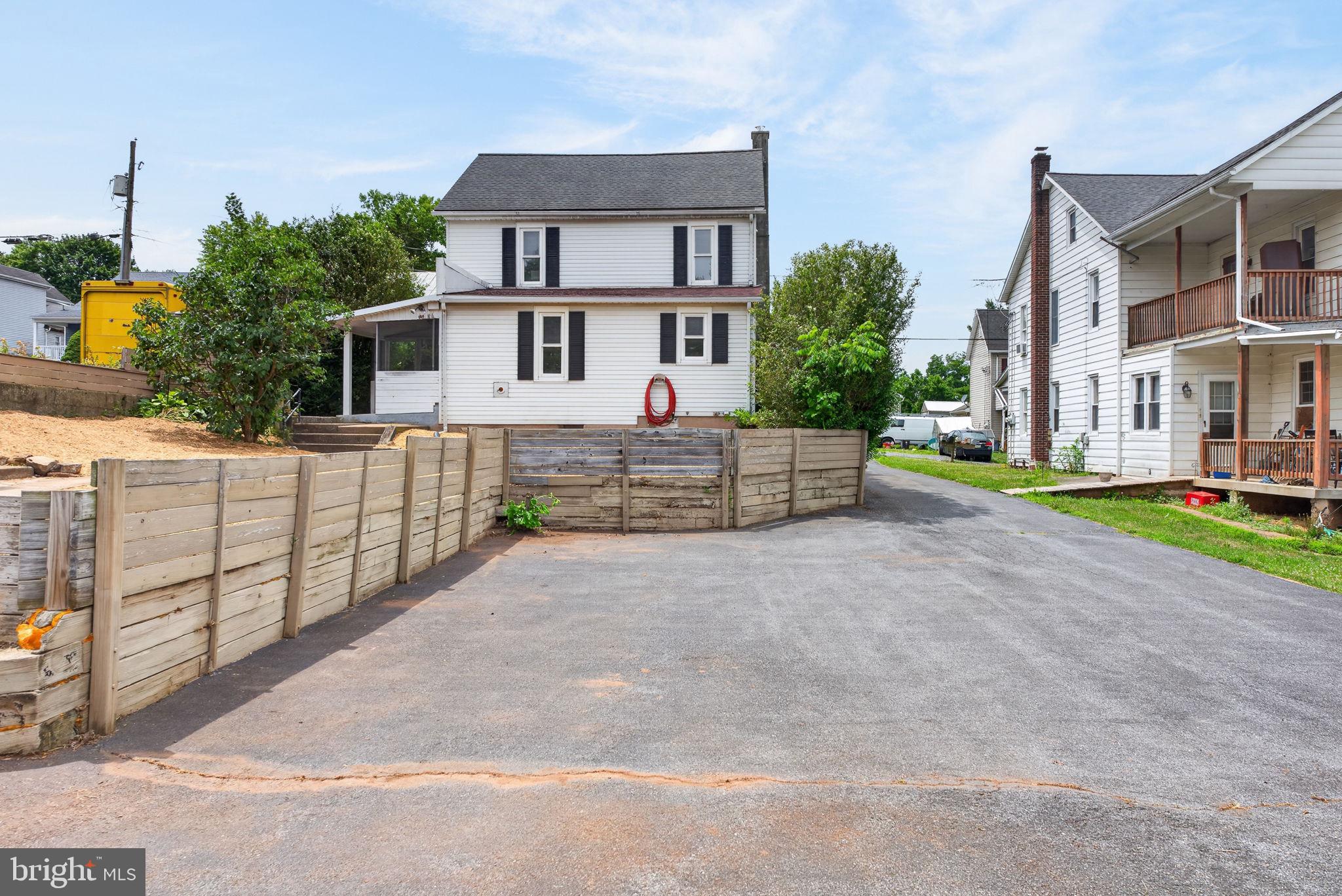 990 Maple Street Lititz, PA 17543 - Photo 36 of 37
