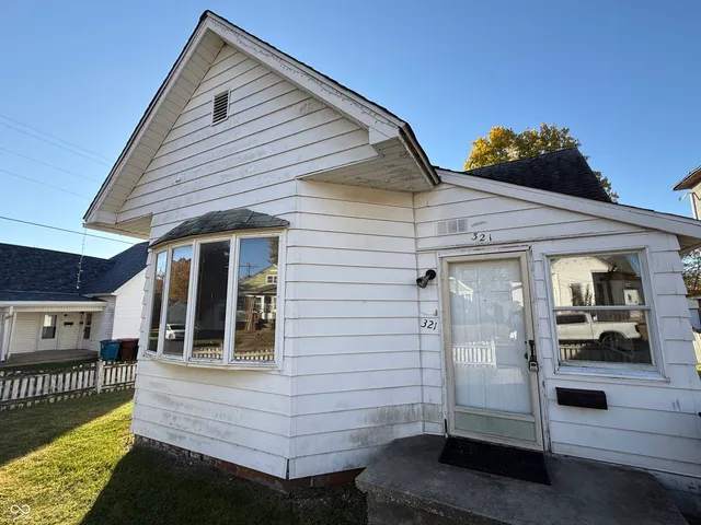 $79,000 | 321 East Coal Street, Brazil, IN 47834