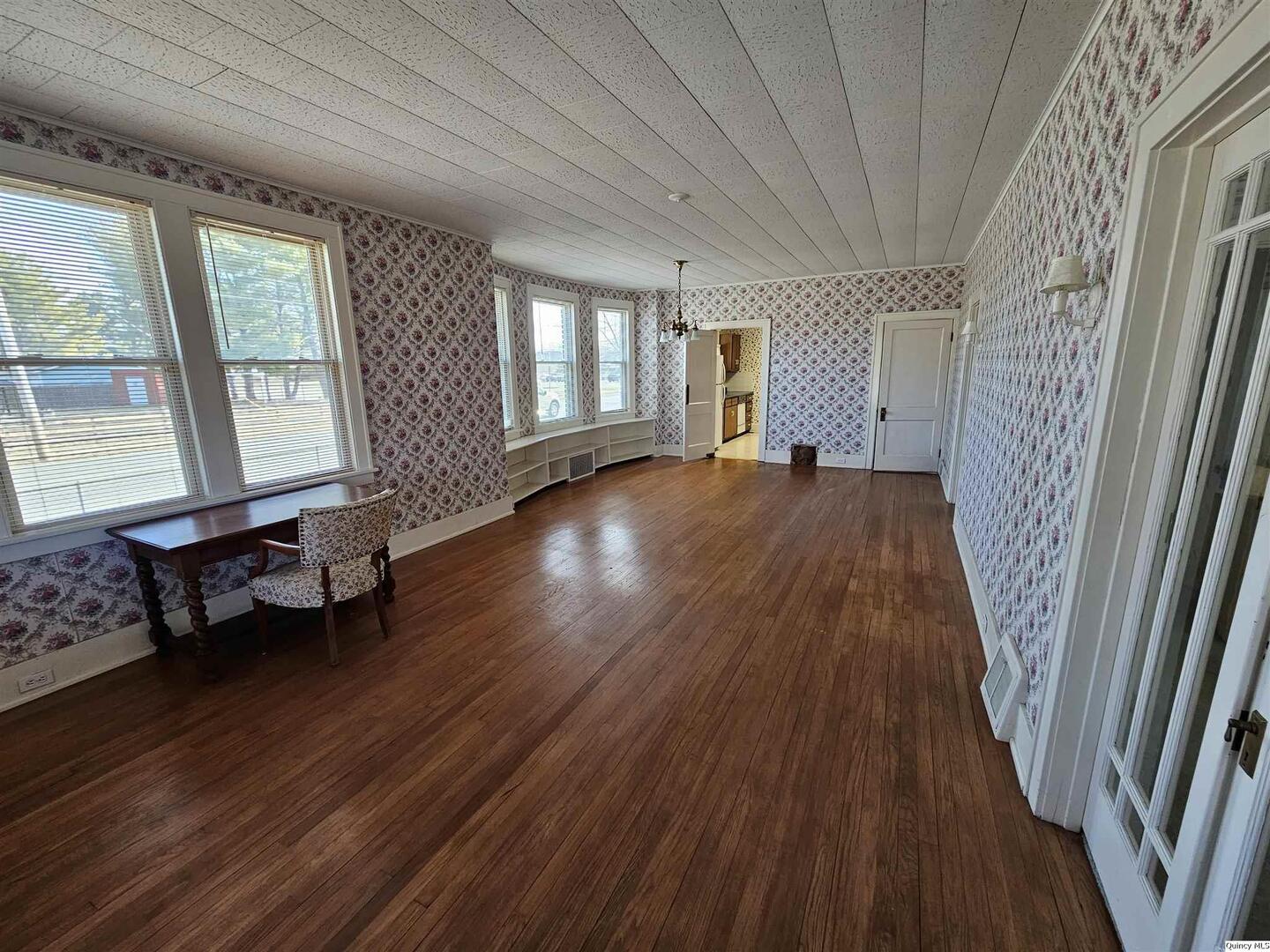 1736 Maple Street Quincy, IL 62301 - Photo 10 of 18