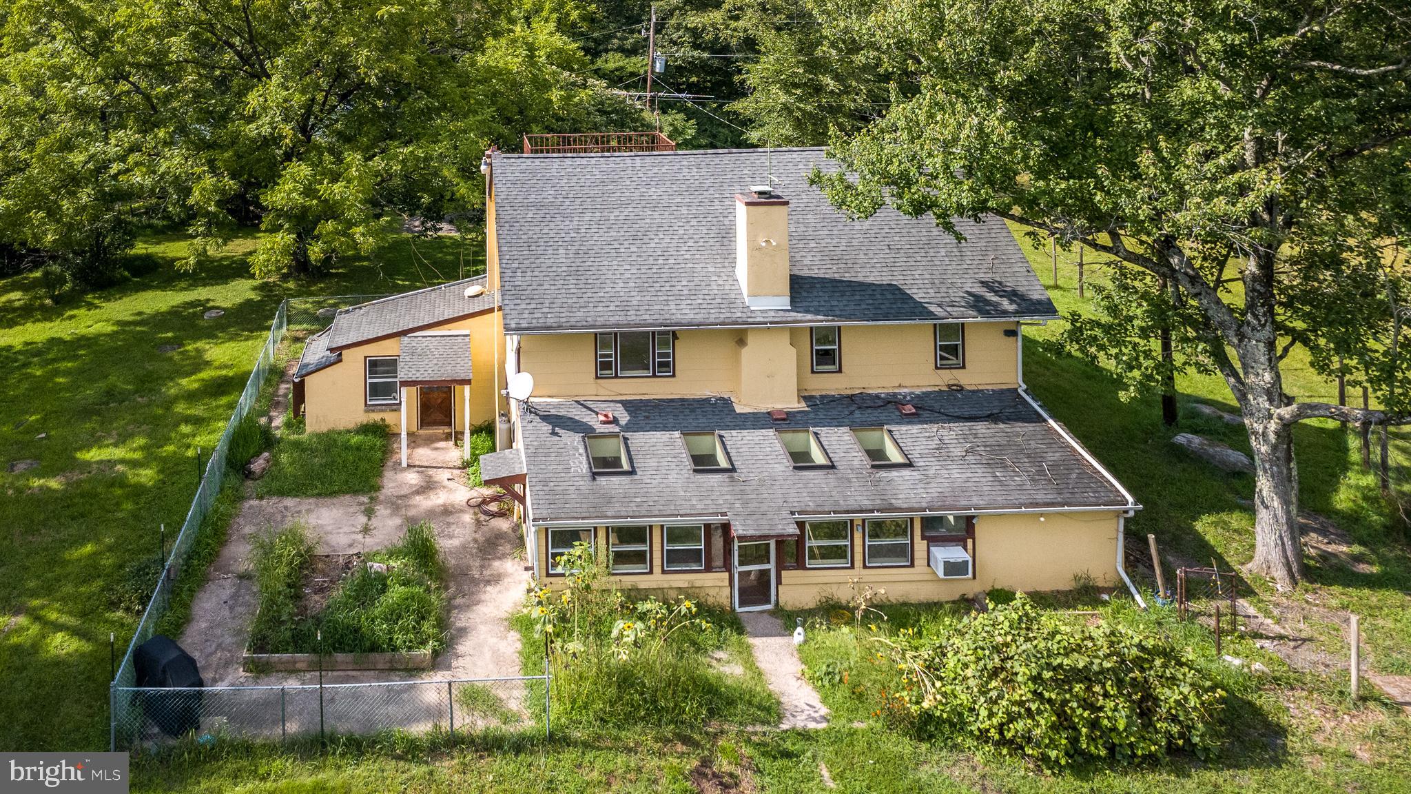 403 Perry Auger Road Upper Black Eddy, PA 18972 - Photo 2 of 58 Gallery Image 2