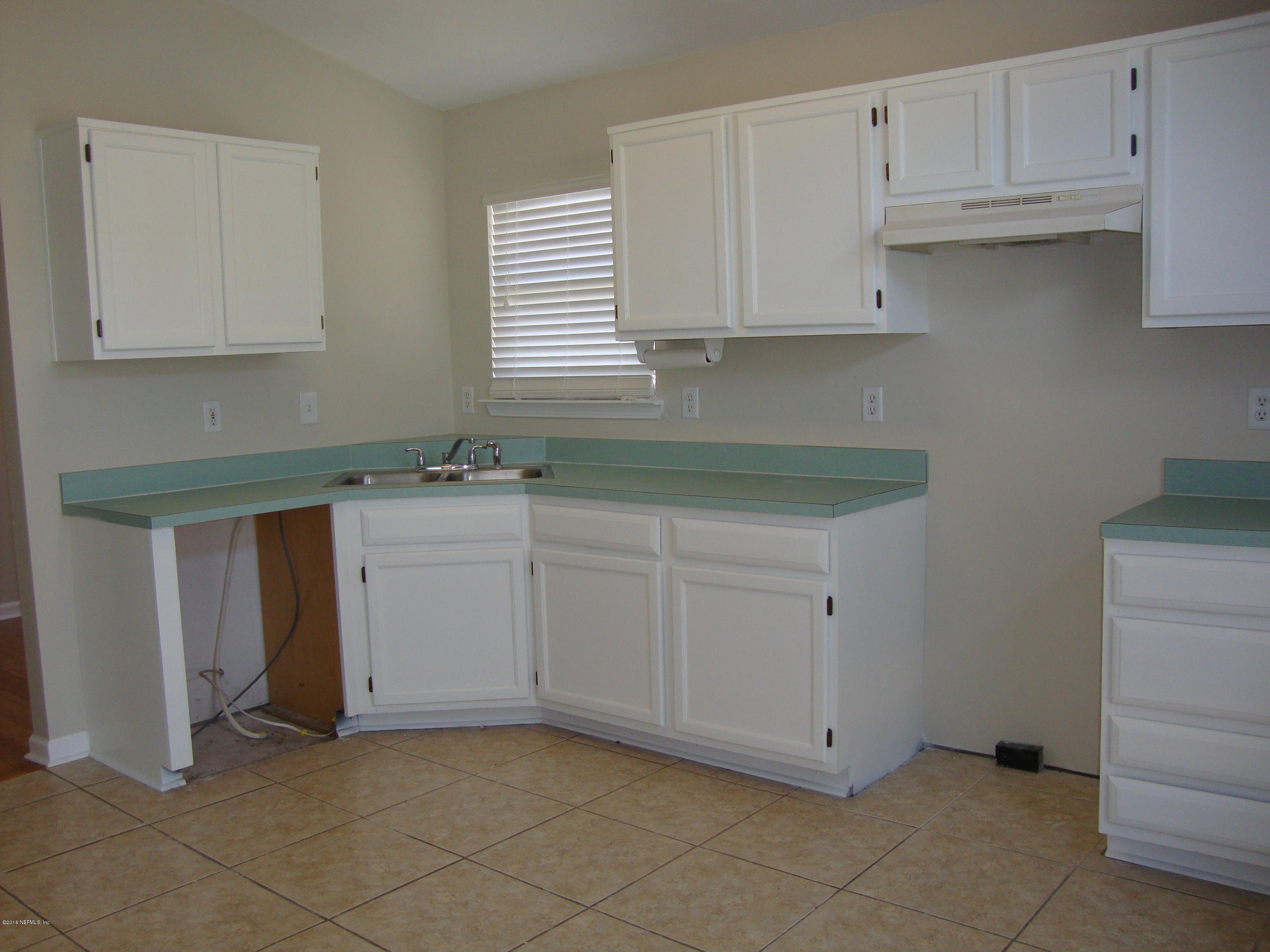 857 Gavagan Road Jacksonville, FL 32233 - Photo 12 of 16 857 Gavagan 2 089
