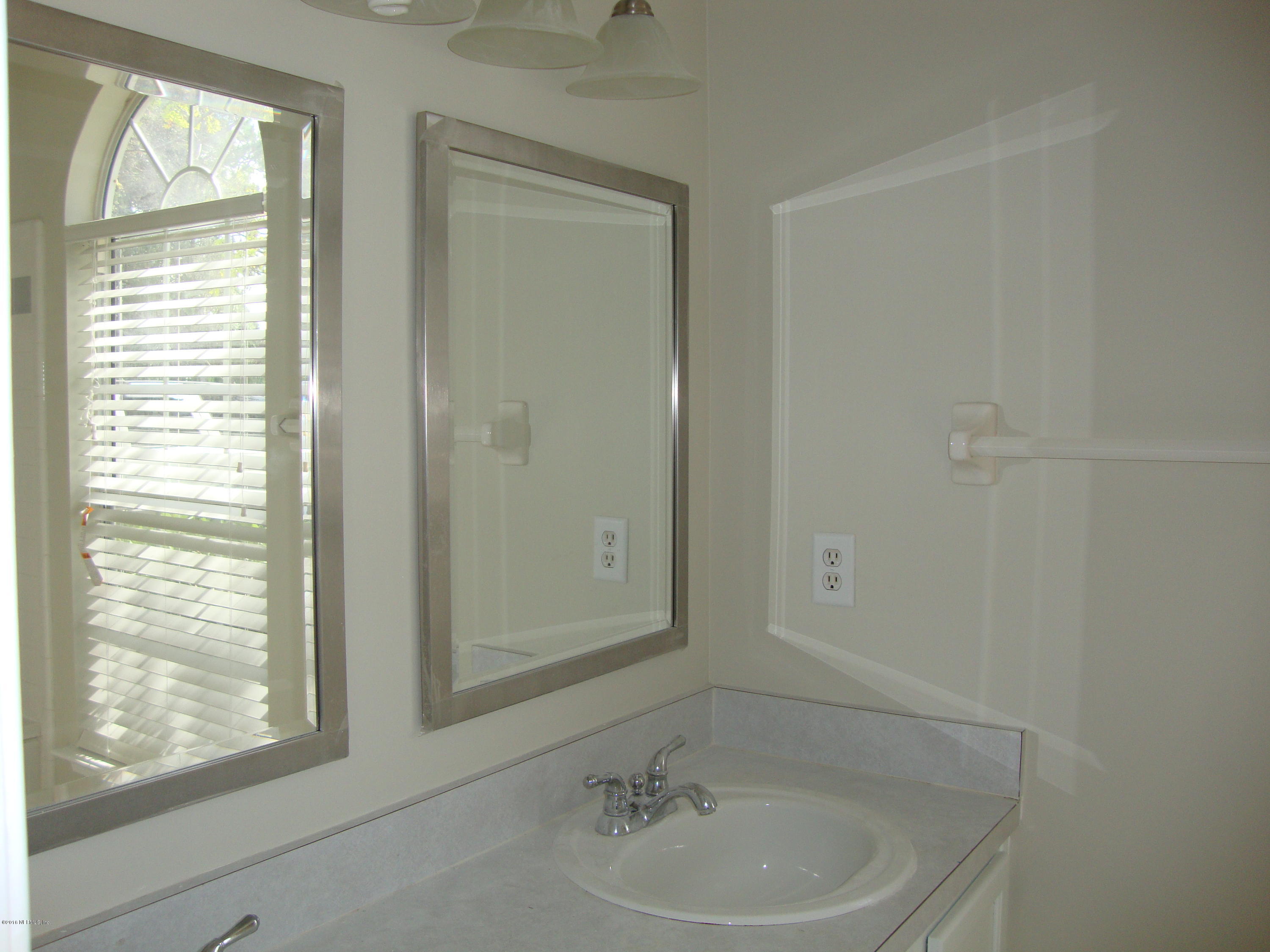 857 Gavagan Road Jacksonville, FL 32233 - Photo 3 of 16 857 Gavagan 2 080