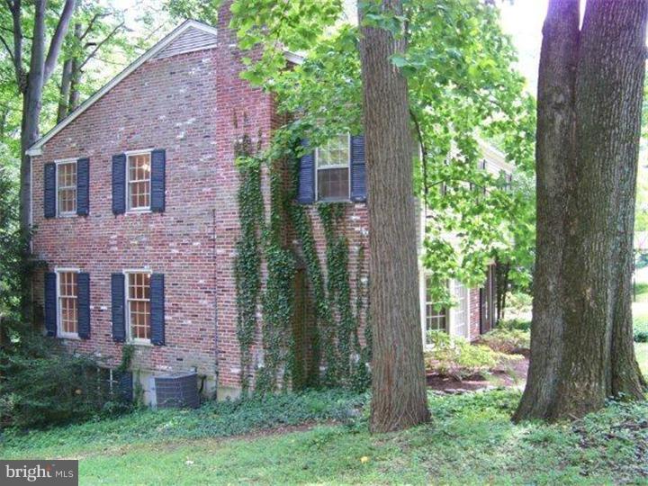 655 Timber Lane Devon, PA 19333 - Photo 3 of 18 Exterior Side