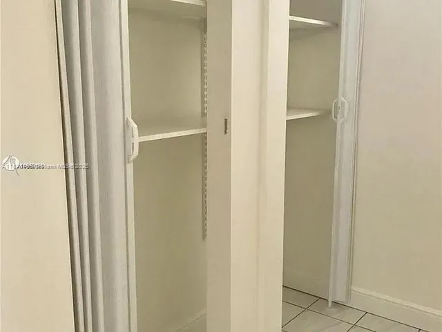 $162,000 | 7720 Harding Avenue, Unit 6, Miami Beach, FL 33141