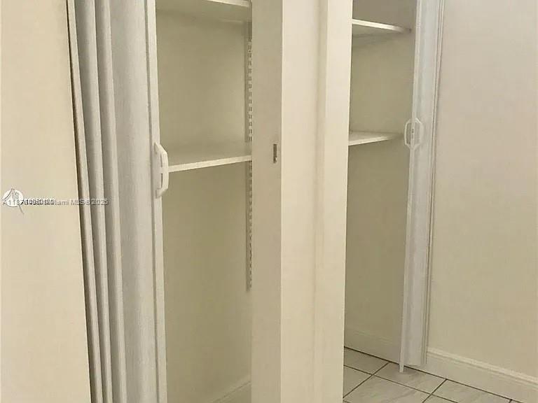 7720 Harding Avenue, Unit 6 Miami Beach, FL 33141 - Photo 5 of 9