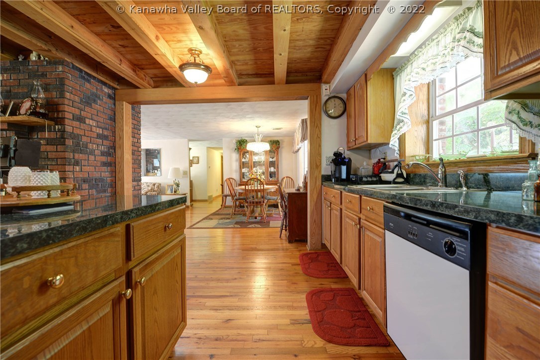 222 Elk River Road Procious, WV 25164 - Photo 10 of 29 Gallery Image 10