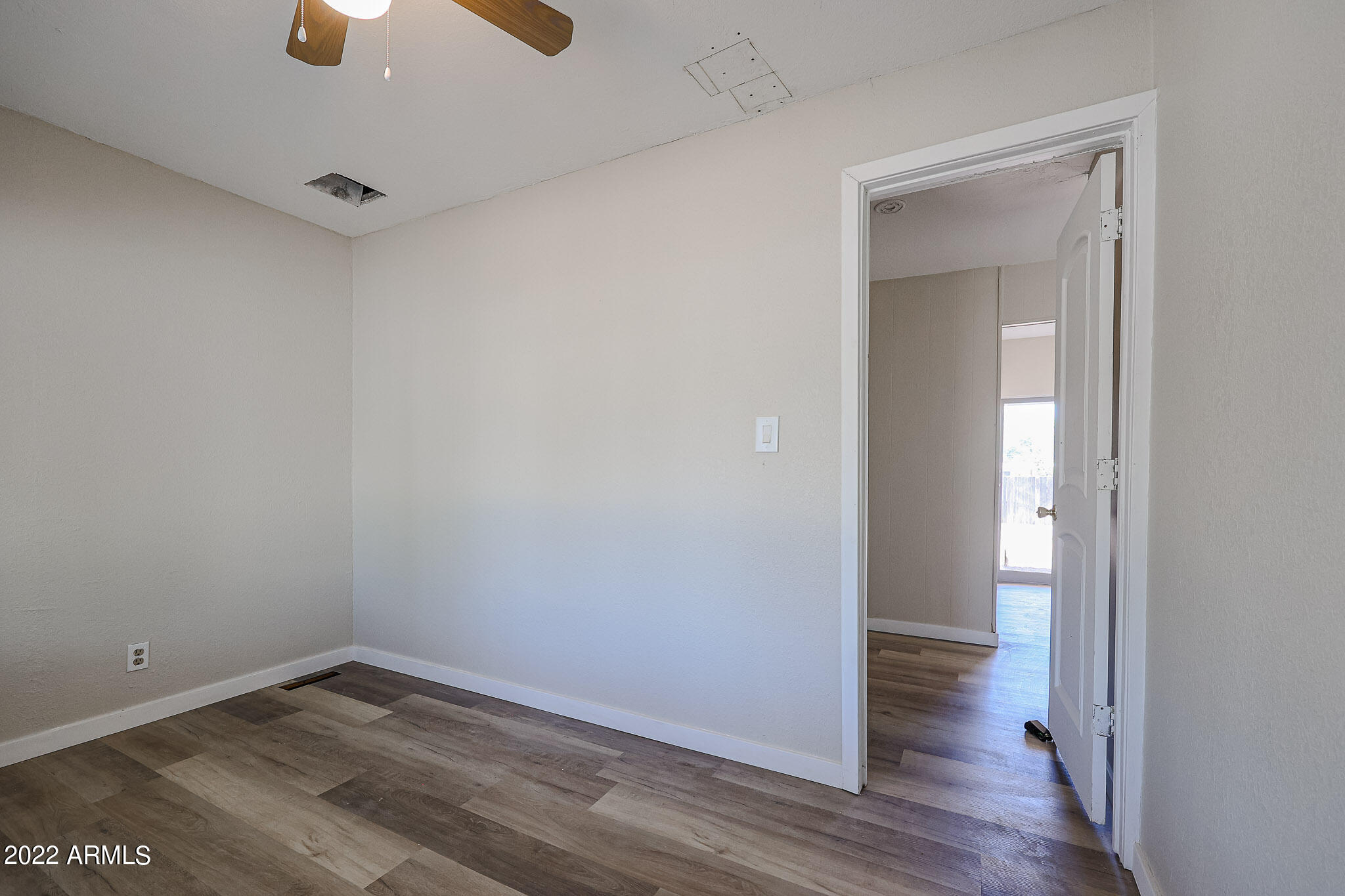 2807 East Beardsley Road Phoenix, AZ 85050 - Photo 27 of 43 B (15)