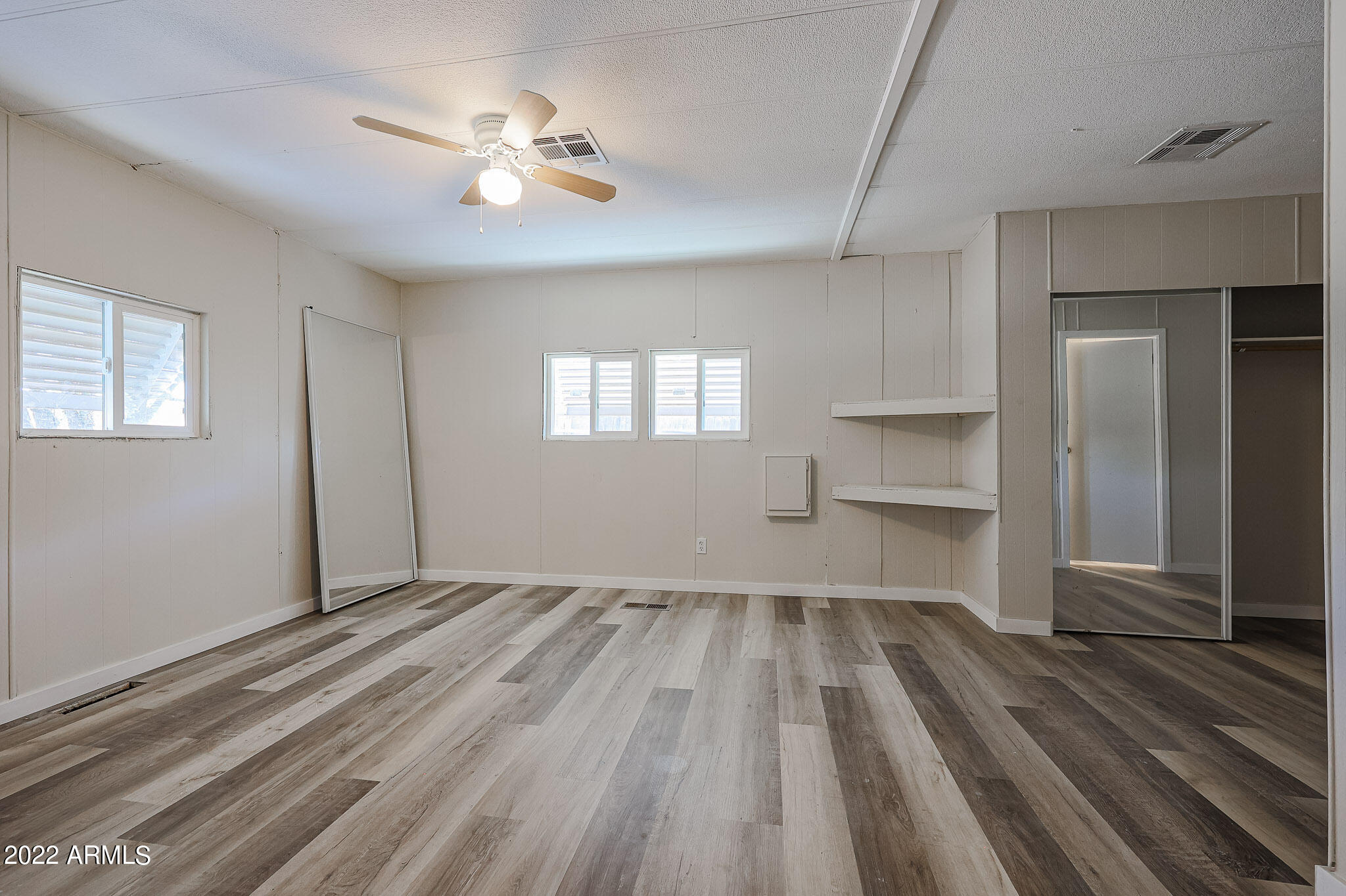 2807 East Beardsley Road Phoenix, AZ 85050 - Photo 34 of 43 B (22)