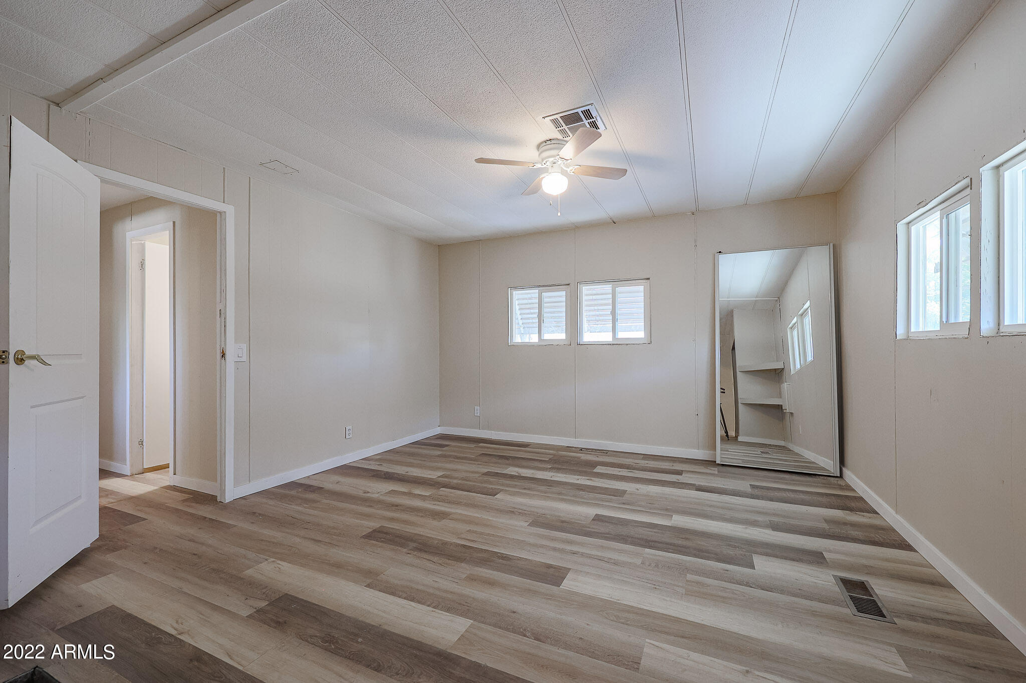 2807 East Beardsley Road Phoenix, AZ 85050 - Photo 37 of 43 B (25)