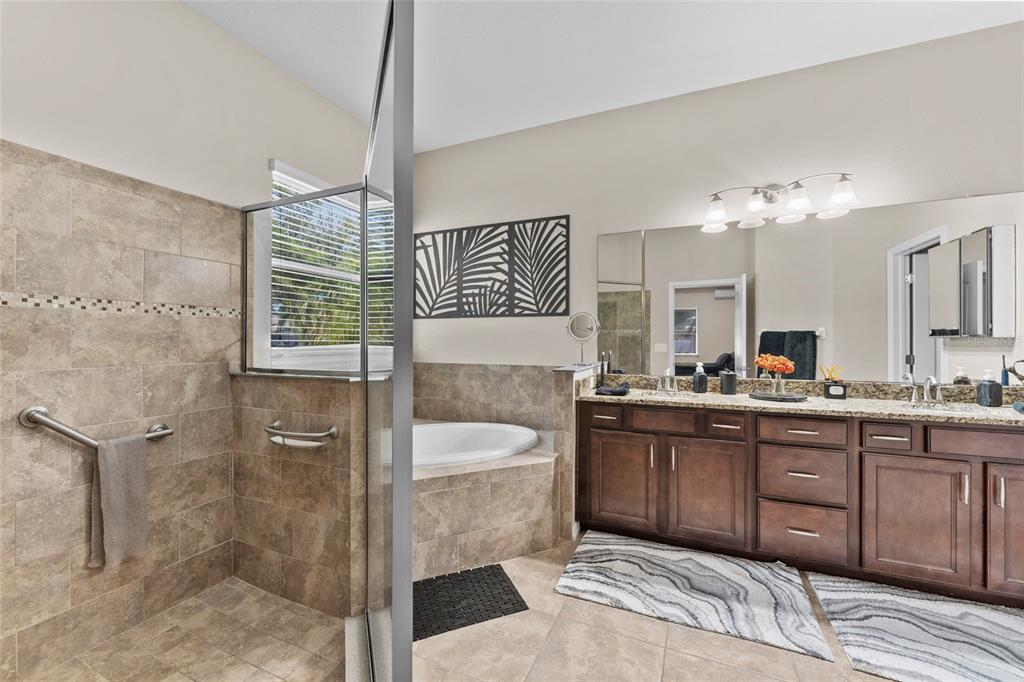 10405 Hampton Meadow Way Riverview, FL 33578 - Photo 12 of 31