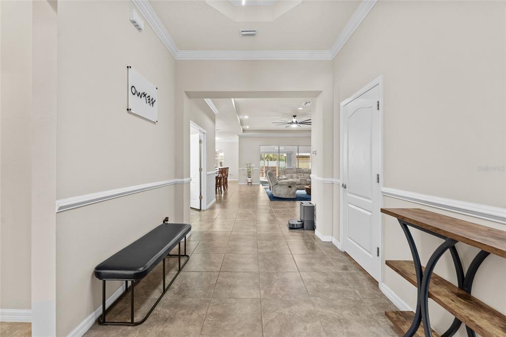 10405 Hampton Meadow Way Riverview, FL 33578 - Photo 4 of 31