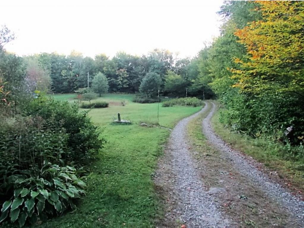 947 Wilmington Cross Road Whitingham, VT 05361 - Photo 7 of 14