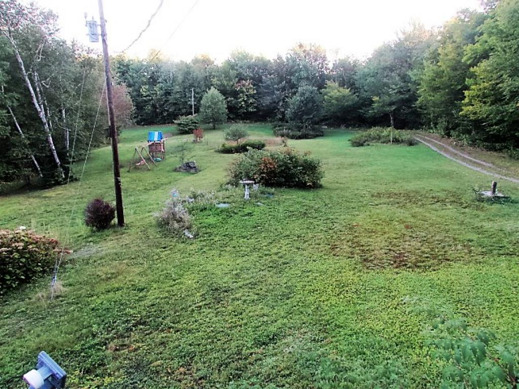 947 Wilmington Cross Road Whitingham, VT 05361 - Photo 10 of 14