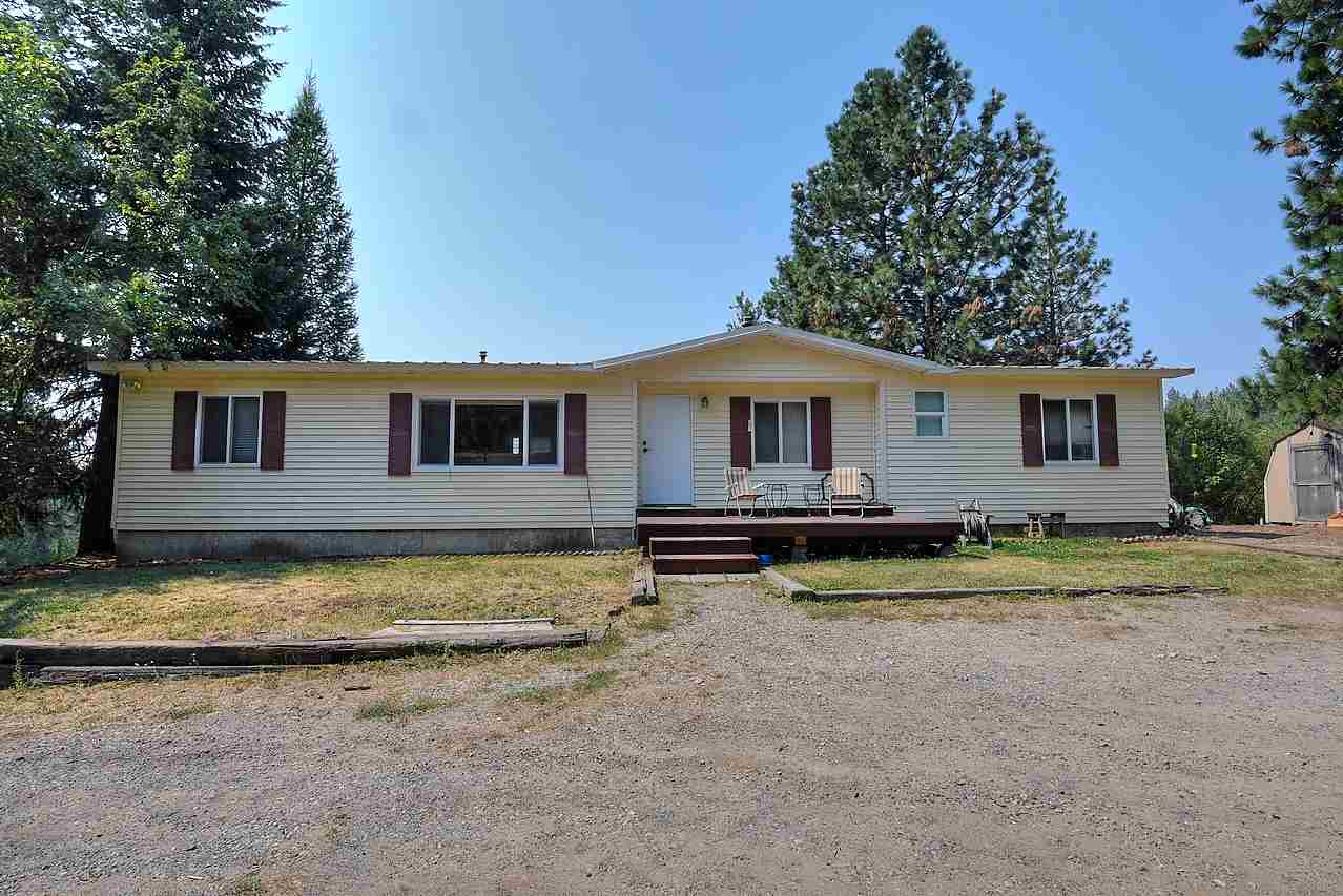 15806 North Scribner Branch Road Spokane, WA 99217 - Photo 1 of 20