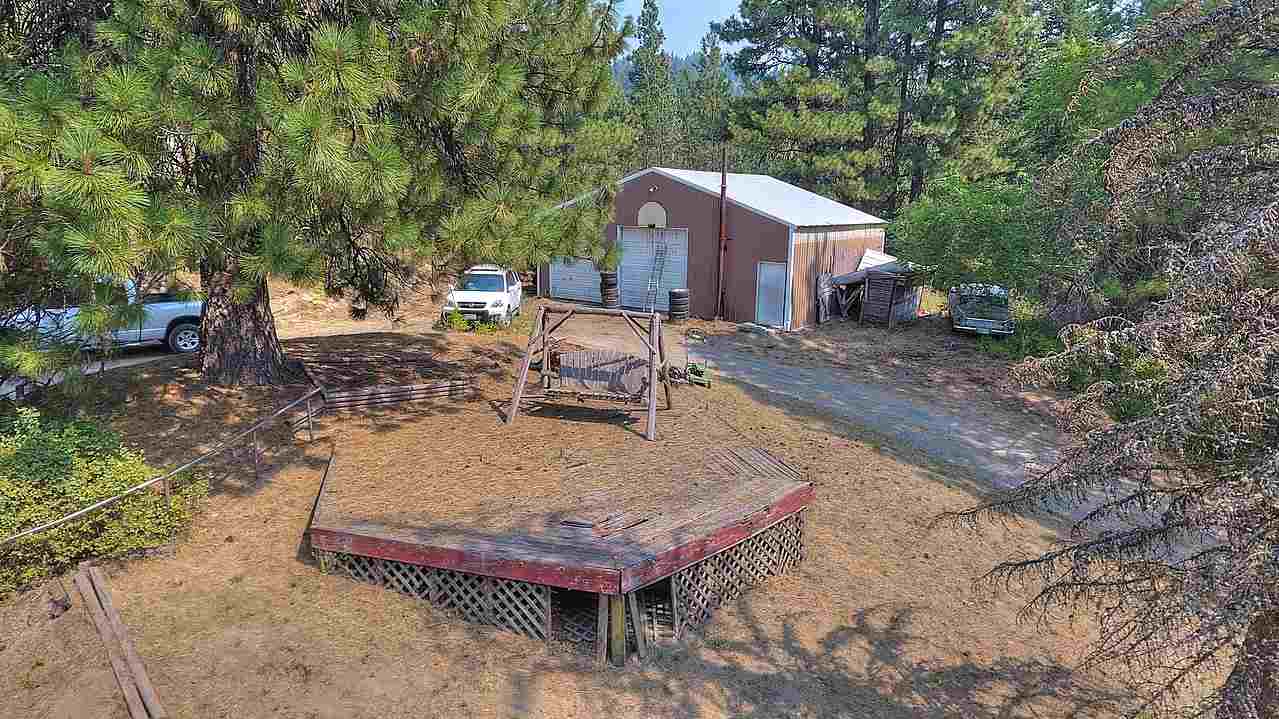 15806 North Scribner Branch Road Spokane, WA 99217 - Photo 18 of 20