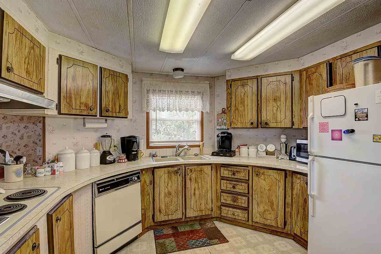 15806 North Scribner Branch Road Spokane, WA 99217 - Photo 6 of 20