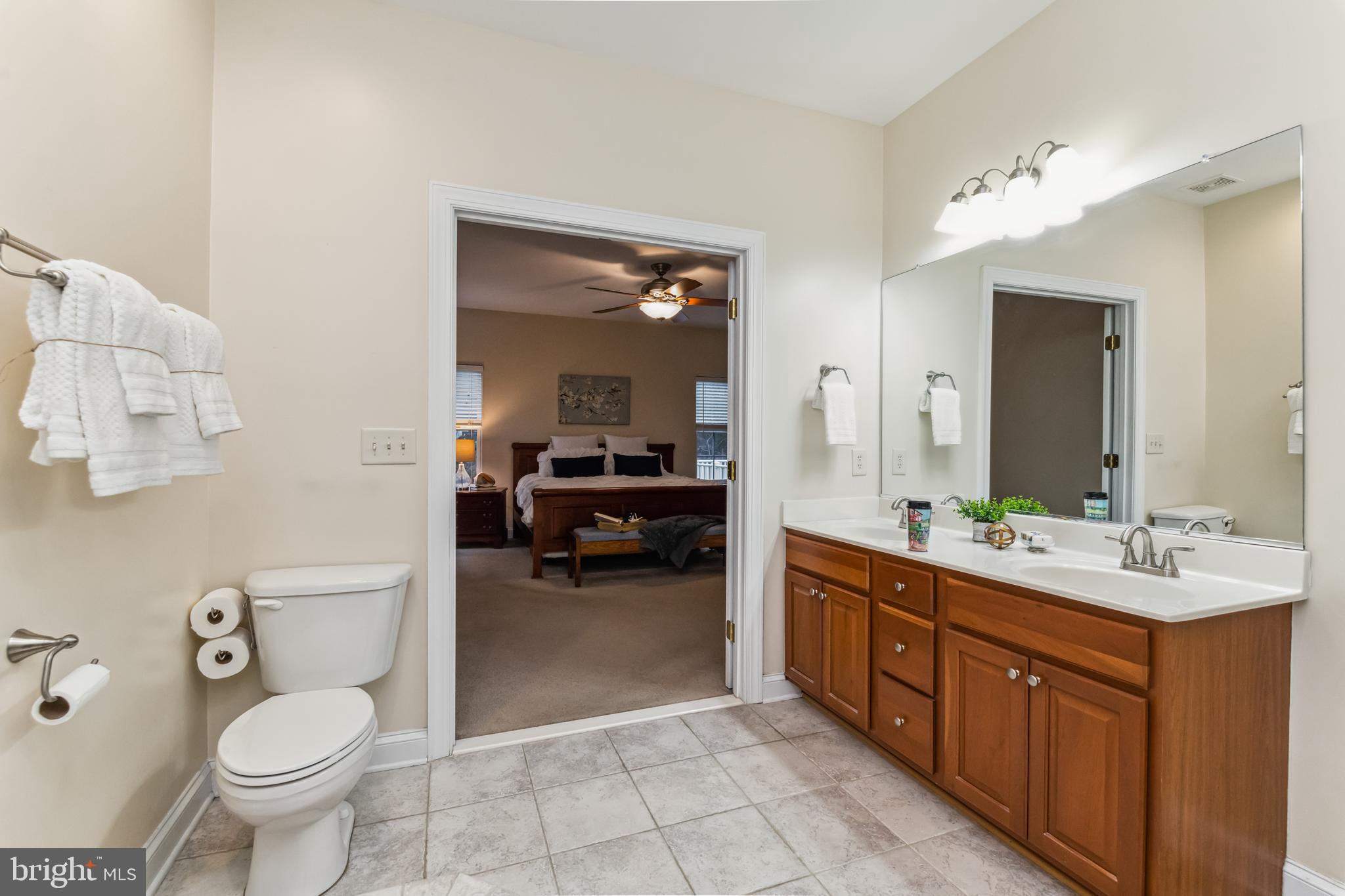384 Forest Beach Road Annapolis, MD 21409 - Photo 25 of 44 Primary En Suite Bath