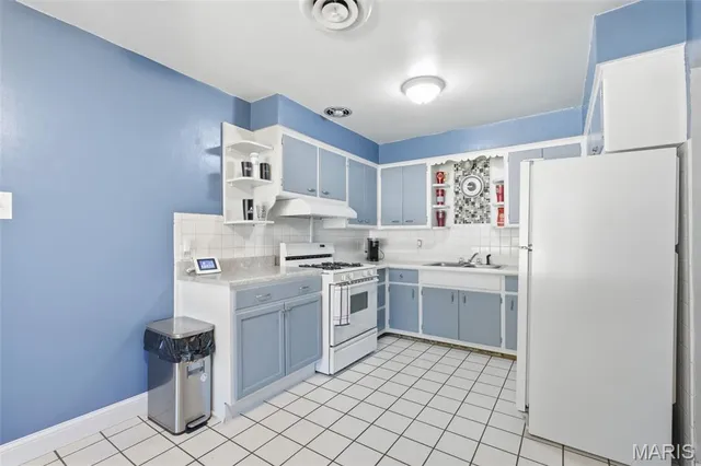 $165,000 | 4 Alhambra Court, Swansea, IL 62226