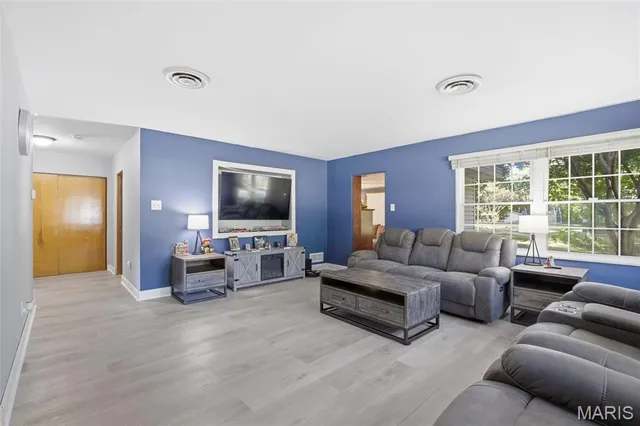 $165,000 | 4 Alhambra Court, Swansea, IL 62226