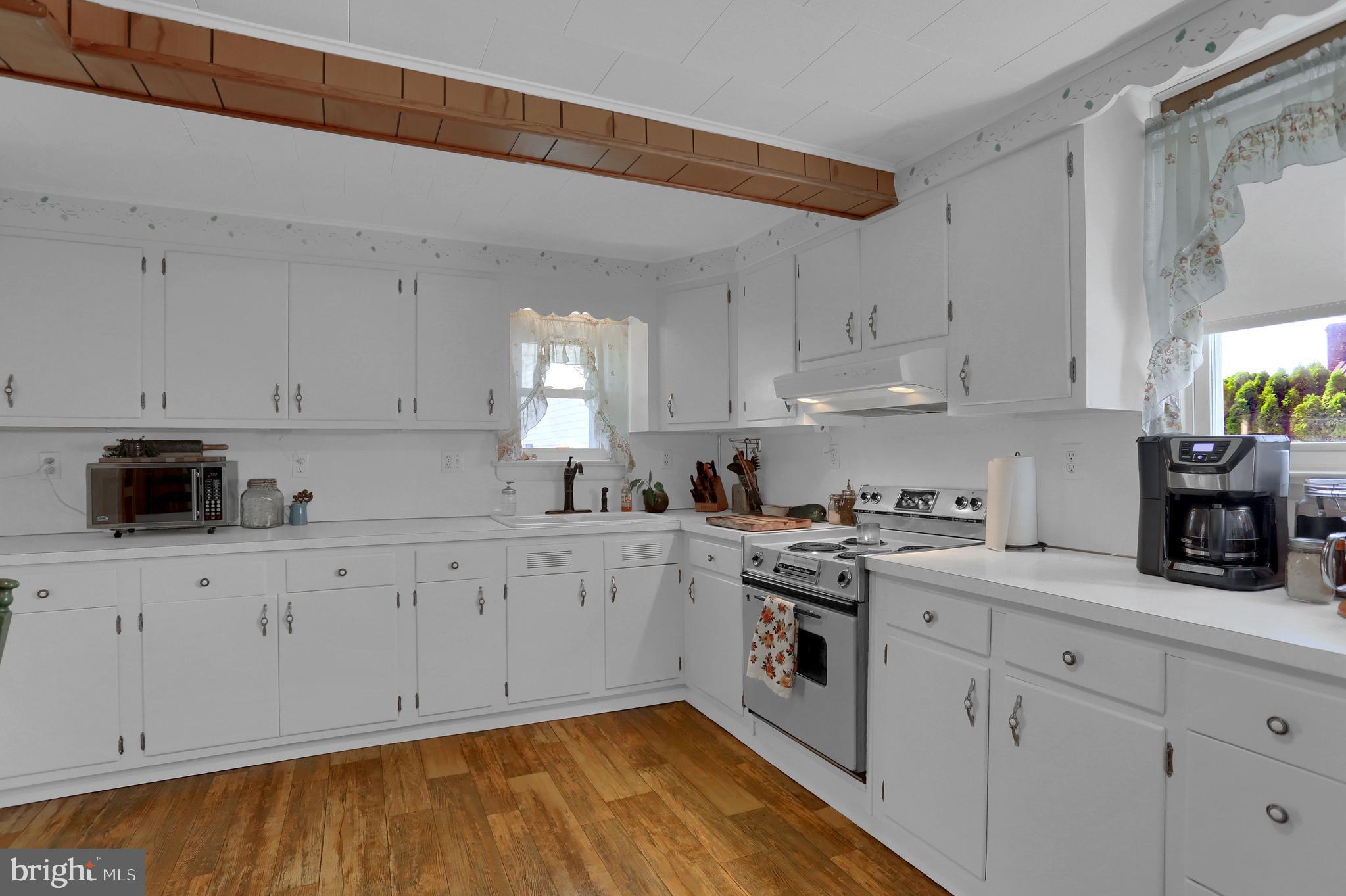 760 White Hall Road Littlestown, PA 17340 - Photo 4 of 32