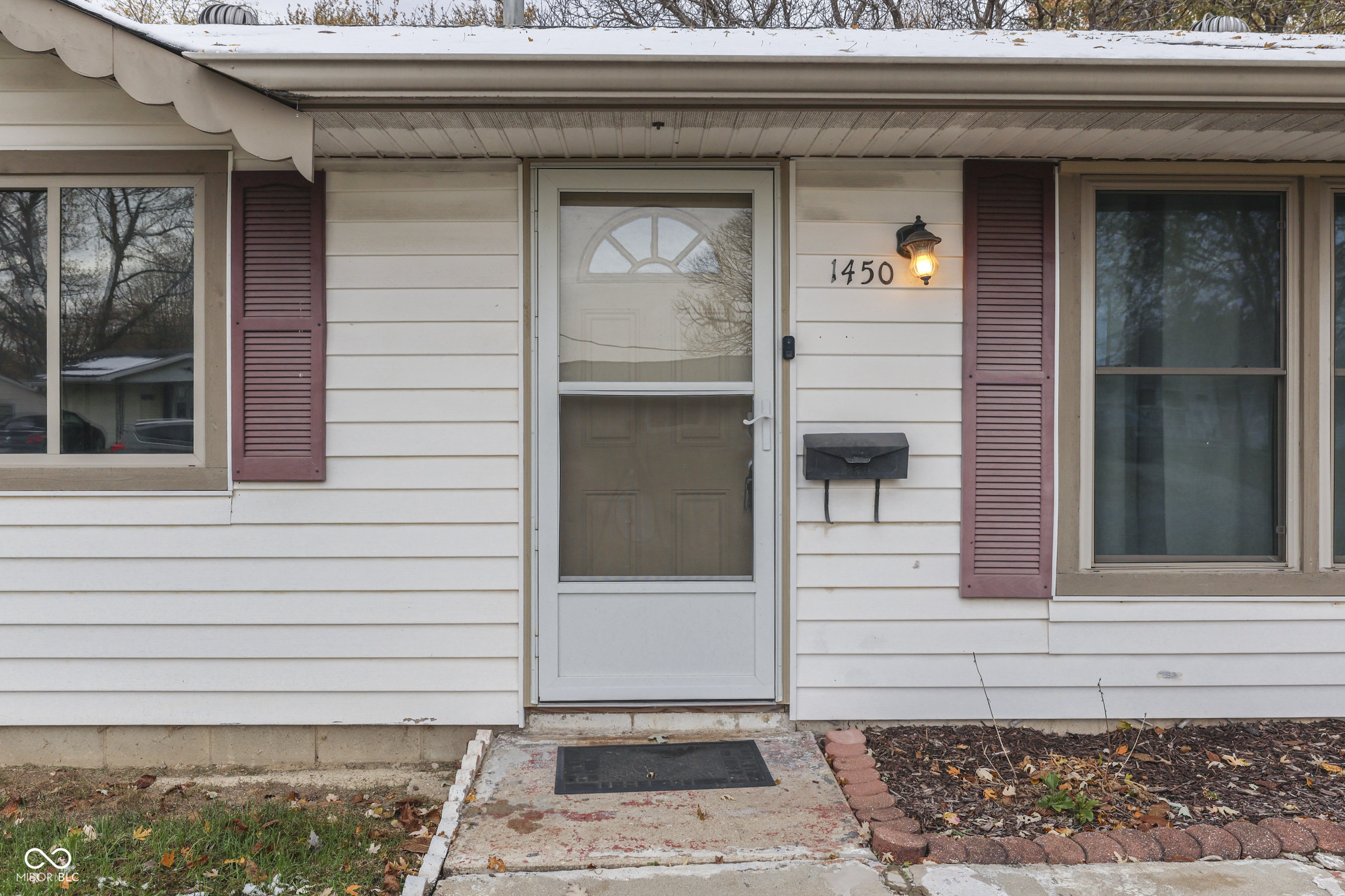 1450 Roberts Road Franklin, IN 46131 - Photo 2 of 20 Gallery Image 2