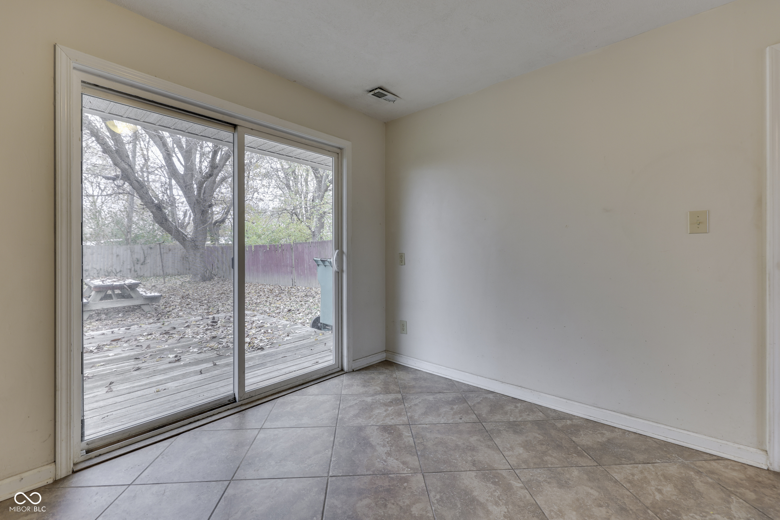 1450 Roberts Road Franklin, IN 46131 - Photo 7 of 20 Gallery Image 7