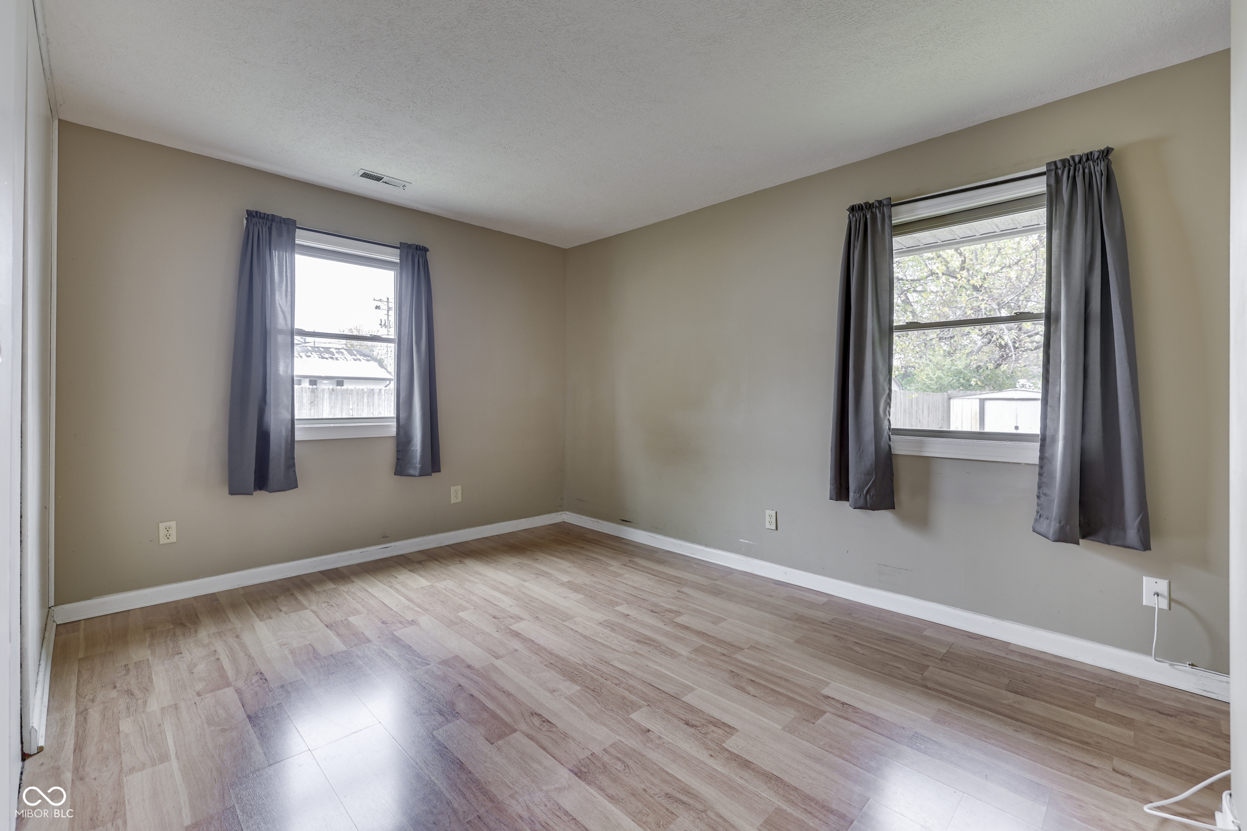 1450 Roberts Road Franklin, IN 46131 - Photo 10 of 20 Gallery Image 10
