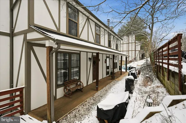 $275,000 | 475 King Street, Unit 13A, Basye, VA 22810