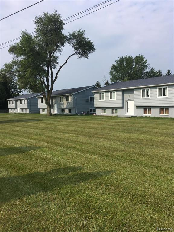 13376 North Road Fenton, MI 48430 - Photo 1 of 6