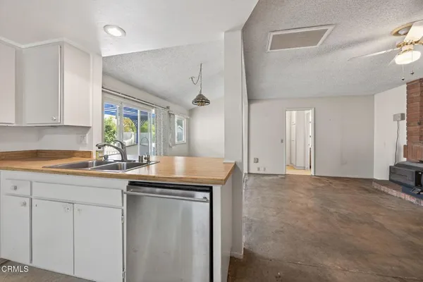 $725,000 | 2110 Rhonda Street, Oxnard, CA 93036