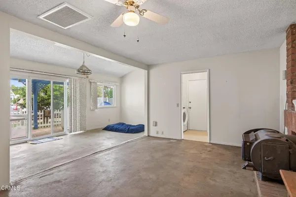 $725,000 | 2110 Rhonda Street, Oxnard, CA 93036