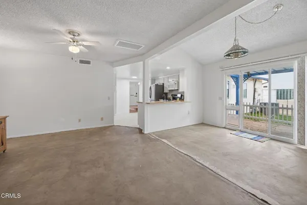 $725,000 | 2110 Rhonda Street, Oxnard, CA 93036