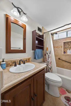 $725,000 | 2110 Rhonda Street, Oxnard, CA 93036