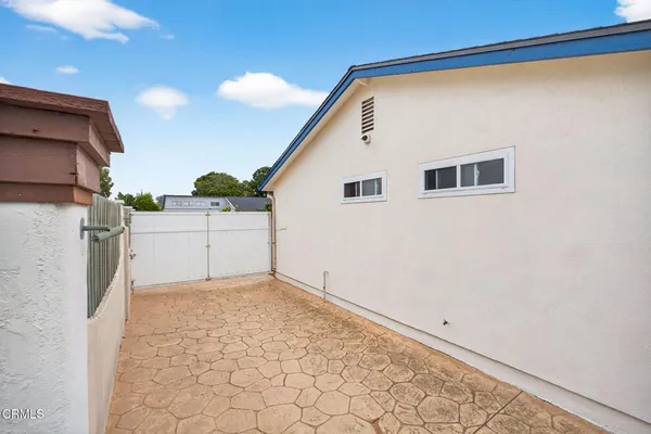 $725,000 | 2110 Rhonda Street, Oxnard, CA 93036