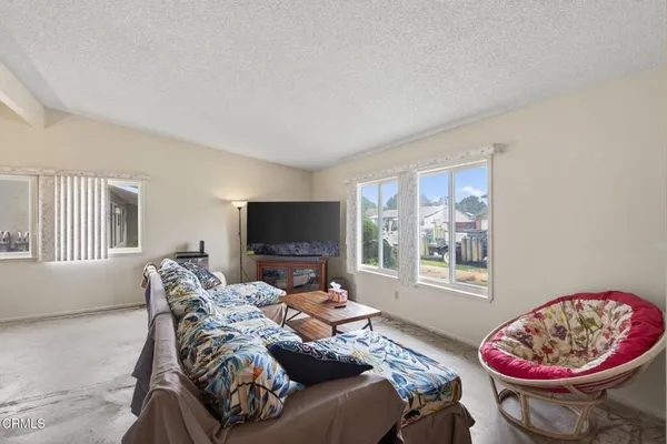 $725,000 | 2110 Rhonda Street, Oxnard, CA 93036