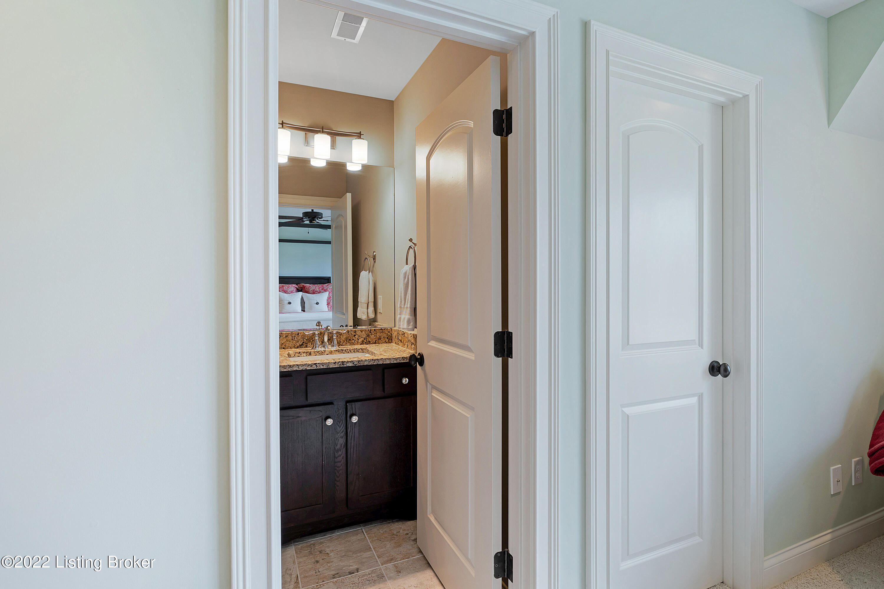 1105 Poplar Ridge Road Goshen, KY 40026 - Photo 50 of 63 Ensuite Bath_3_1105 Poplar Ridge Rd